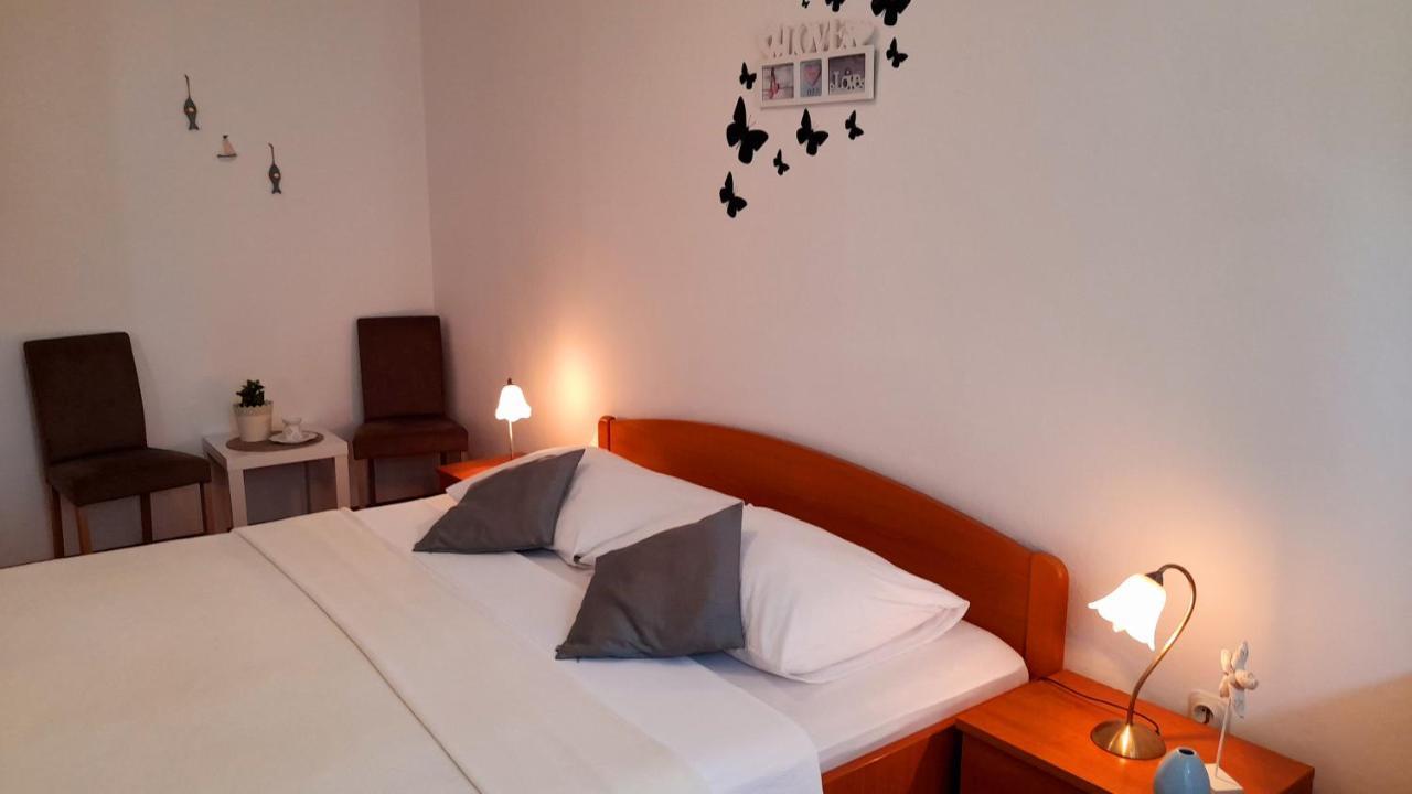 Pansion Ivan & Ivana Bol Ngoại thất bức ảnh