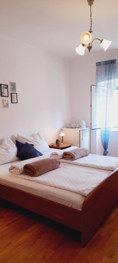 Pansion Ivan & Ivana Bol Ngoại thất bức ảnh