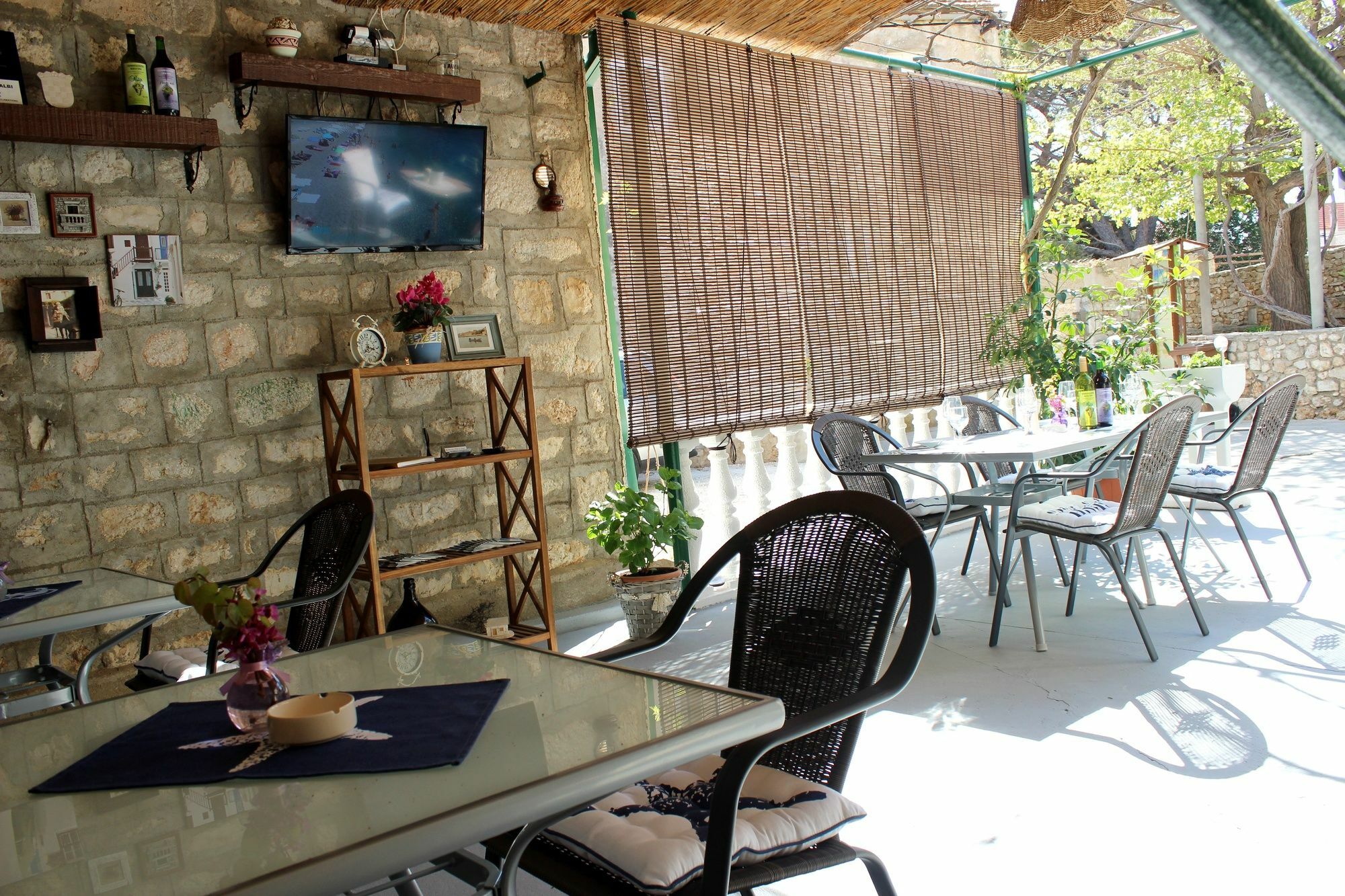 Pansion Ivan & Ivana Bol Ngoại thất bức ảnh